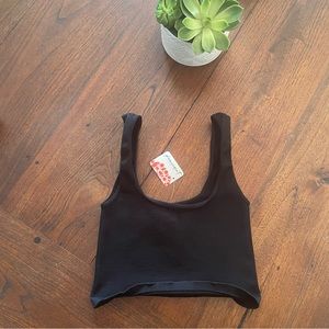 Free People/Free Movement Happiness Runs Square Neck Crop Tank Black M-L/M-G